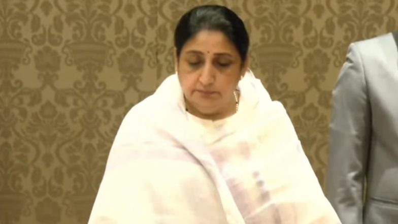 Maharashtra Politics: दिवंगत अजित पवार के पास रहे तीनों विभाग संभालेंगी उपमुख्यमंत्री सुनेत्रा पवार