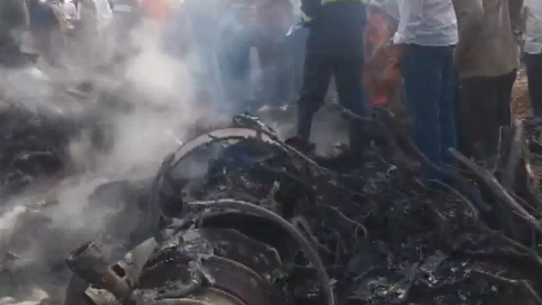 Ajit Pawar Plane Crash Video: बारामती में विमान हादसे में अजित पवार का निधन, घटनास्थल का दहला देने वाला VIDEO आया सामने