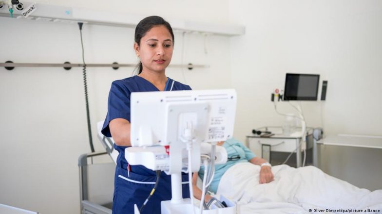 क्या जर्मनी में कुशल कामगारों की कमी प्रवासन नीति की देन?