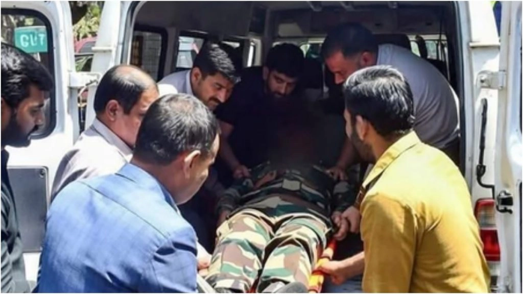 डोडा में खाई में सेना का वाहन गिरने से 10 जवान शहीद, राष्ट्रपति मुर्मू और पीएम मोदी सहित अन्य नेताओं ने जताया दुख