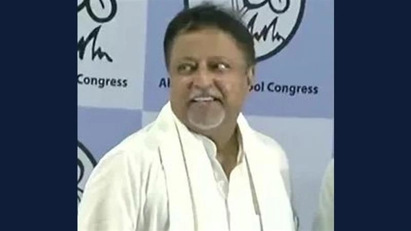 Mukul Roy Dies: पूर्व रेल मंत्री मुकुल रॉय का 71 वर्ष की आयु में कोलकाता में निधन, बंगाल की राजनीति के ‘चाणक्य’ के रूप में थी पहचान; जानें उनका राजनीतिक सफर Mukul Roy Dies: पूर्व रेल मंत्री मुकुल रॉय का 71 वर्ष की आयु में कोलकाता में निधन, बंगाल की राजनीति के ‘चाणक्य’ के रूप में थी पहचान; जानें उनका राजनीतिक सफर