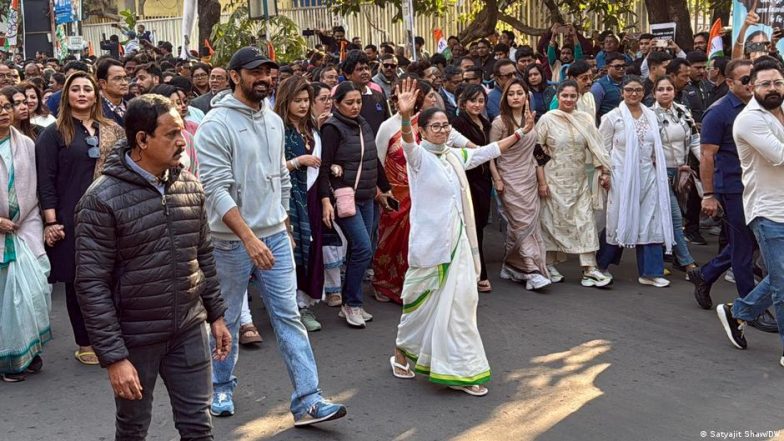 एसआईआर पर सरकार और चुनाव आयोग में टकराव चरम पर