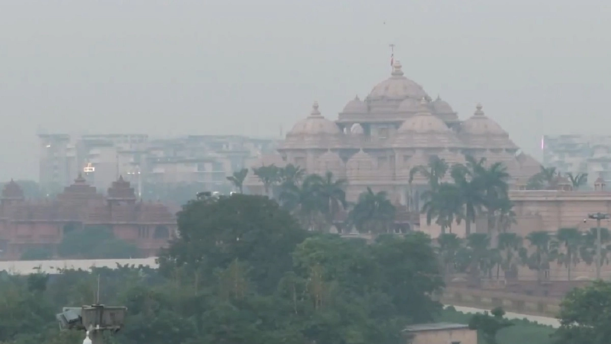 Weather Forecast Today, February 12: दिल्ली-NCR में बढ़ने लगा पारा, पहाड़ों पर बर्फबारी के आसार; जानें अपने शहर का हाल