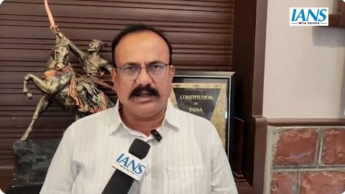 Shivaji Maharaj-Tipu Sultan Row: महाराष्ट्र कांग्रेस अध्यक्ष हर्षवर्धन सपकाल ने मांगी बिना शर्त माफी, बीजेपी पर लगाया बयान मरोड़ने का आरोप Shivaji Maharaj-Tipu Sultan Row: महाराष्ट्र कांग्रेस अध्यक्ष हर्षवर्धन सपकाल ने मांगी बिना शर्त माफी, बीजेपी पर लगाया बयान मरोड़ने का आरोप