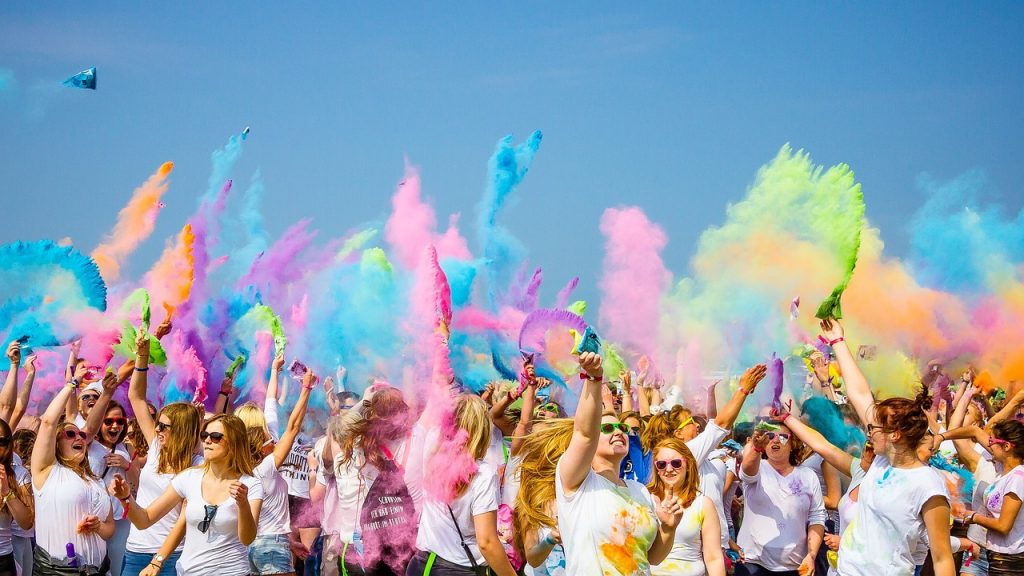 Holi 2026 AI Photo Prompts: इस होली अपनी तस्वीरों को दें जादुई टच; इन 8 क्रिएटिव AI प्रॉम्प्ट्स के साथ बनाएं वायरल होने वाली फोटोज