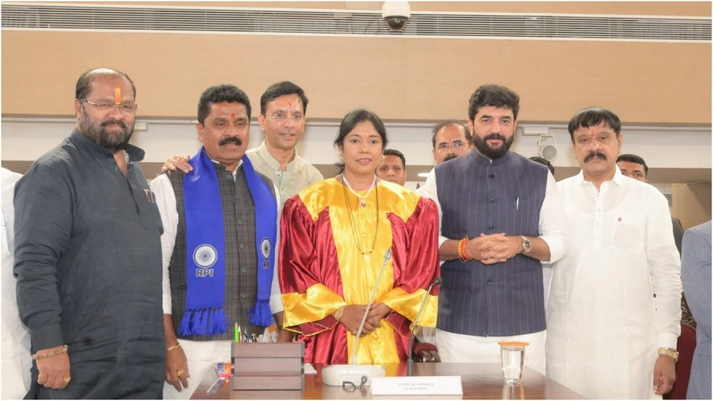 पुणे नगर निगम में BJP का दबदबा, मंजूषा नागपुरे निर्विरोध चुनी गई मेयर