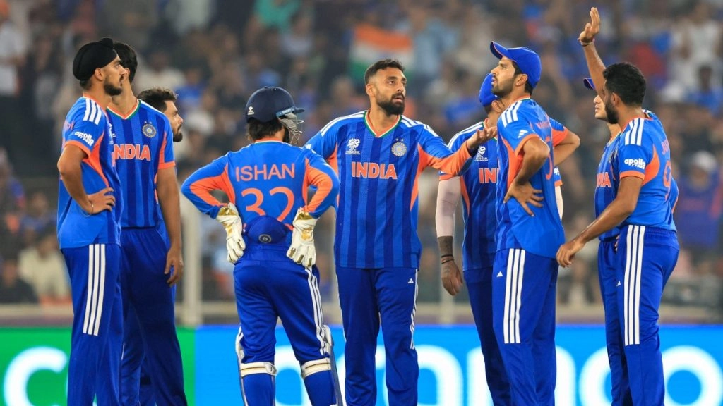 आईसीसी टी20 वर्ल्ड कप 2026 के सुपर-8 चरण में भारत को बड़ा झटका लगा है, 43वें मुकाबले में भारतीय क्रिकेट टीम को दक्षिण अफ्रीका क्रिकेट टीम के खिलाफ 76 रन से करारी हार का सामना करना पड़ा