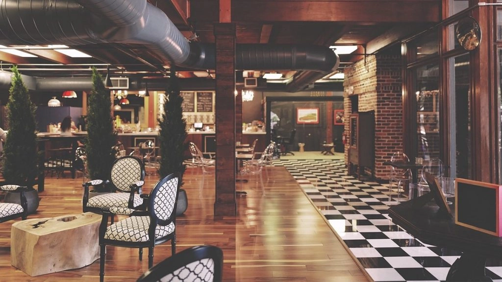 मिडिल ईस्ट में युद्ध के चलते भारत में गैस संकट गहराया, मुंबई और बेंगलुरु के रेस्टोरेंट्स में छोटा हुआ मेन्यू; होटलों को बड़ा नुकसान