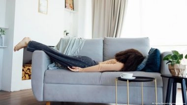 गिरते बाल और थकान, कहीं आपके शरीर का आयरन बैंक तो खाली नहीं?