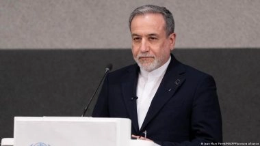 ईरान ने कहा, युद्धपोत डुबोने की भारी कीमत चुकाएगा अमेरिका