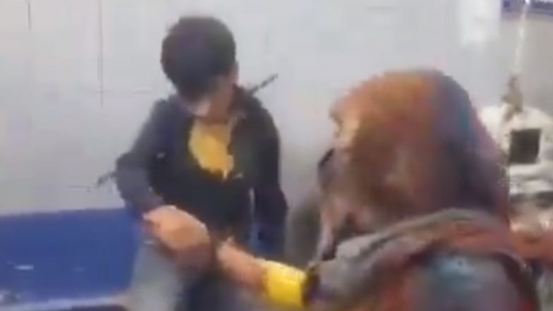 Bulandshahr Shocker: पेड़ से गिरा 9 साल का मासूम, सरिया गर्दन में घुसा, हालत नाजुक; वीडियो देख सहम जाएंगे आप