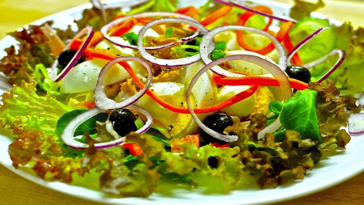 Smart Kitchen Strategy: गैस की बचत और ज्यादा मुनाफा, बिना LPG के बनने वाले इन फूड आइटम्स से बचाएं रेस्टोरेंट के हजारों रुपये