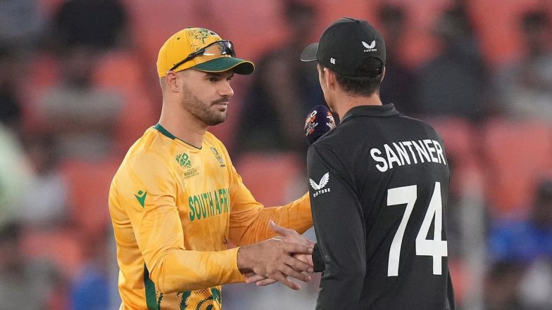 South Africa vs New Zealand, T20 World Cup 2026 1st Semi-Final Live Score Update: कोलकाता में दक्षिण अफ्रीका बनाम न्यूजीलैंड के बीच खेला जा रहा है रोमांचक सेमीफाइनल, यहां देखें मैच का लाइव स्कोर अपडेट
