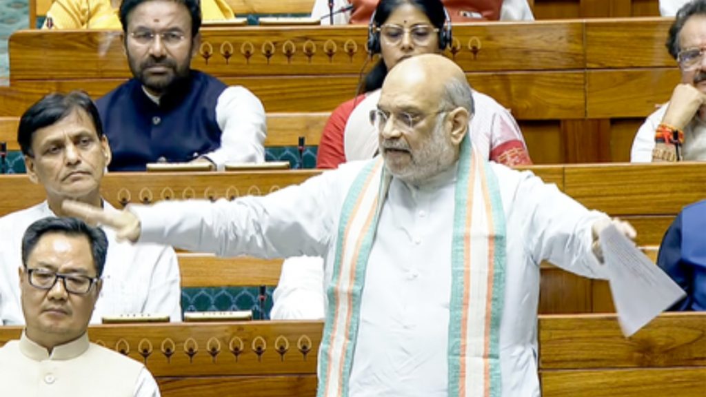 गृह मंत्री अमित शाह ने नक्सल-समर्थक नारा रीपोस्ट करने पर राहुल गांधी की आलोचना की 