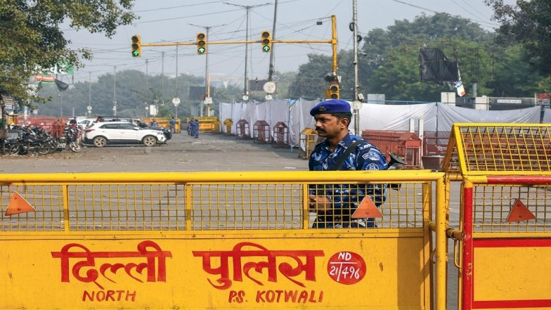 Eid-ul-Fitr 2026: दिल्ली हाईकोर्ट के निर्देश पर उत्तम नगर में सुरक्षा सख्त, जामा मस्जिद समेत कई इलाकों में पुलिस का कड़ा पहरा