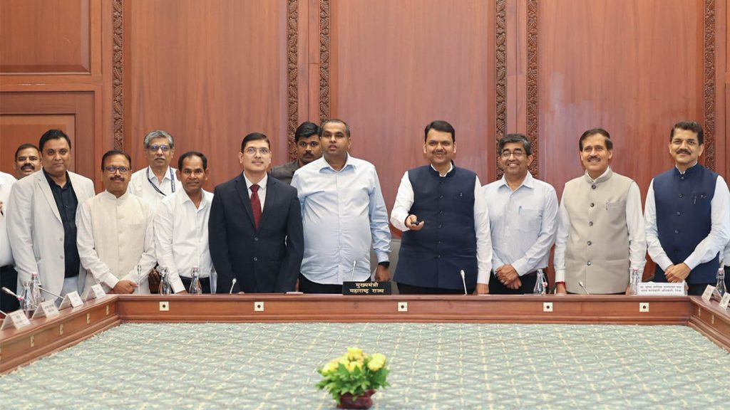 महाराष्ट्र में मुख्यमंत्री चिकित्सा सहायता कोष हुआ डिजिटल, मरीजों को 8 घंटे में मिलेगी मंजूरी, सेवा सीएम फडणवीस के हाथों लॉन्च