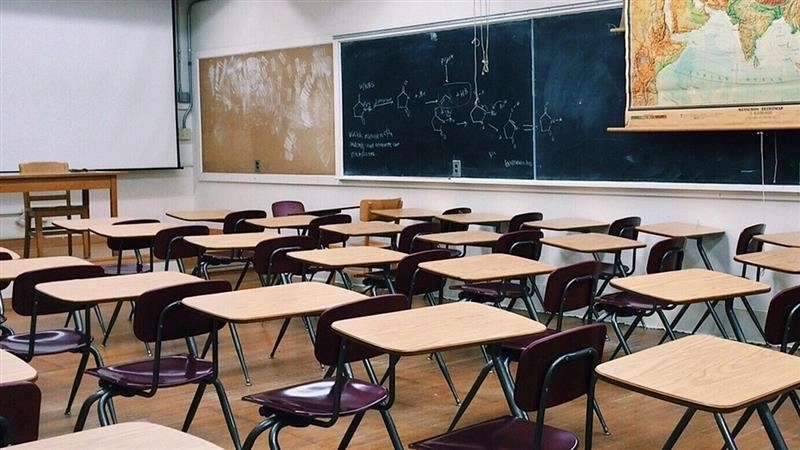 School Holiday on May 1, 2026: क्या 1 मई को बंद रहेंगे स्कूल? बुद्ध पूर्णिमा, मजदूर दिवस और महाराष्ट्र-गुजरात दिवस का संयोग