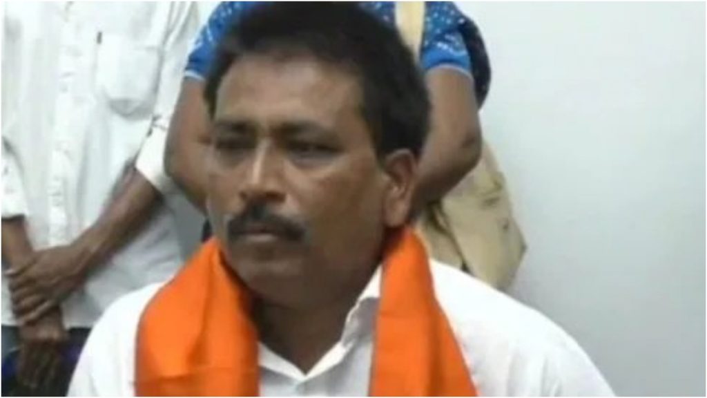 गुजरात स्थानीय निकाय चुनाव में दिलचस्प कहानी, मेहसाणा में 28 साल तक BJP दफ्तर में चाय पिलाने वाले रमेशभाई बने पार्षद, मिली जीत