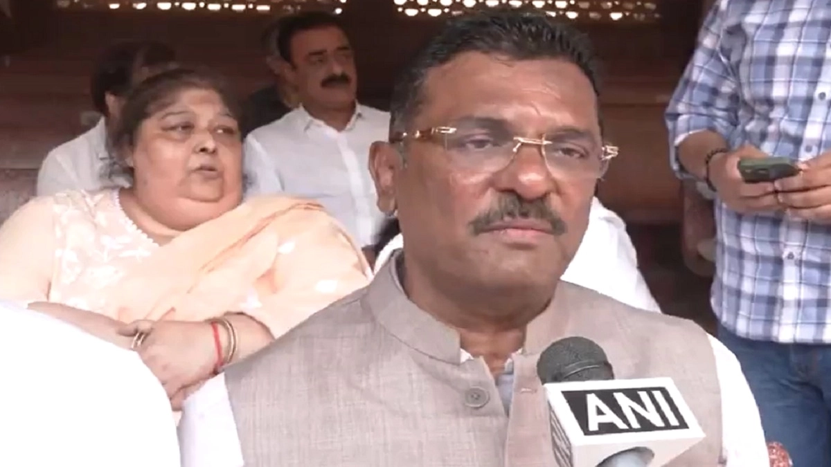 महाराष्ट्र में रिक्शा और टैक्सी ड्राइवरों के लिए मराठी अनिवार्य: 1 मई से लागू होगा नियम, भाषा न आने पर रद्द होगा लाइसेंस