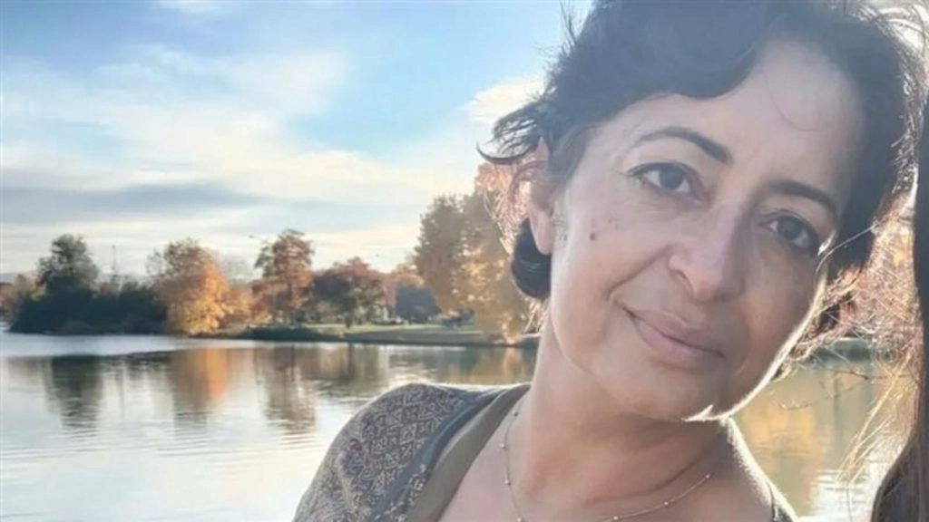 US में 35 साल से रह रही भारतीय महिला को डिपोर्ट करने की तैयारी, बेटे के अमेरिकी सेना में होने के बावजूद ICE ने किया गिरफ्तार