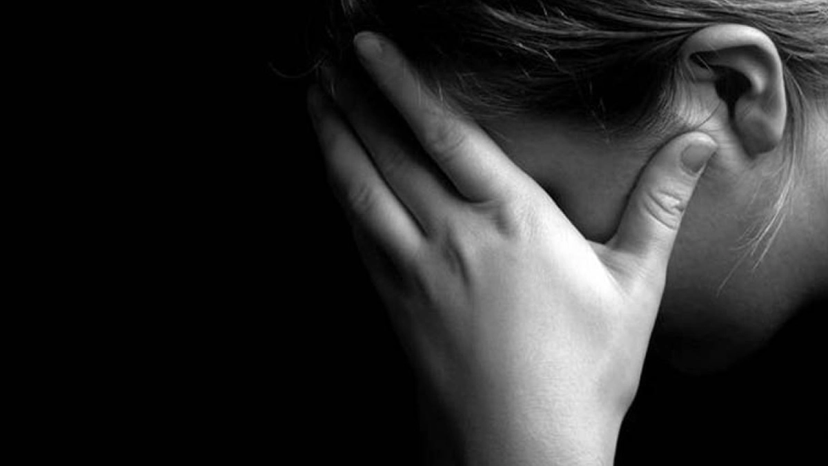 Karnataka Shocker: लेक्चरर से नाम जोड़े जाने और मानसिक प्रताड़ना से तंग आकर आयुर्वेद छात्रा ने की आत्महत्या