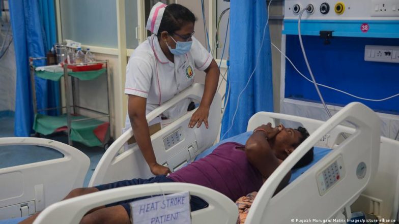 भारत: बीमा कवरेज बढ़ने के बावजूद मरीजों पर क्यों है खर्च का दबाव