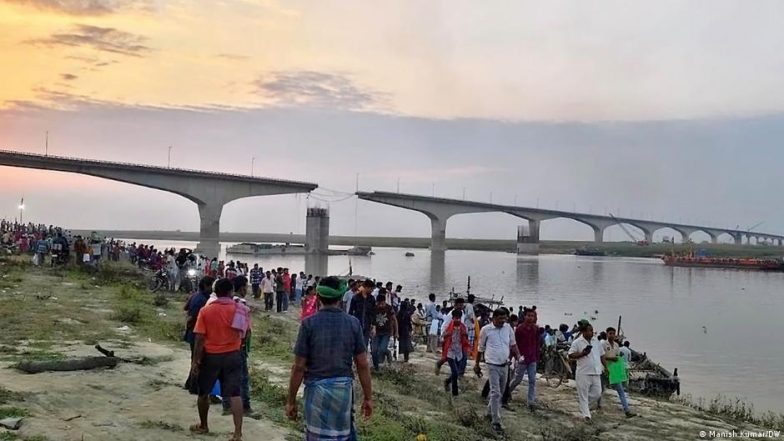 बिहार में पुल गिरने का सिलसिला क्यों नहीं थम रहा?
