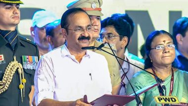 केरल: वीडी सतीशन के शपथग्रहण में पूर्व सीएम भी हुए शामिल
