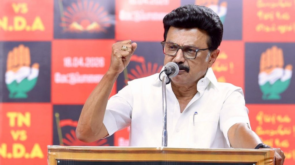 TVK की तमिलनाडु में सरकार बनाने की कवायद तेज, प्रदेश में हार के बाद स्टालिन ने CM पद से दिया इस्तीफा