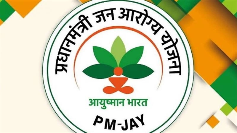 PMJAY Ayushman Card: आयुष्मान कार्ड के लिए घर बैठे कैसे करें ऑनलाइन आवेदन और डाउनलोड? जानें पात्रता और स्टेप-बाय-स्टेप प्रक्रिया