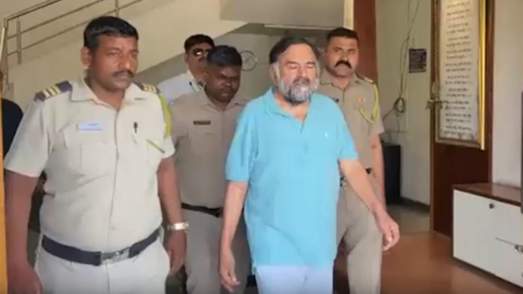PMLA मामले में स्वयंभू बाबा अशोक खरात 26 मई तक ED की हिरासत में भेजे गए 