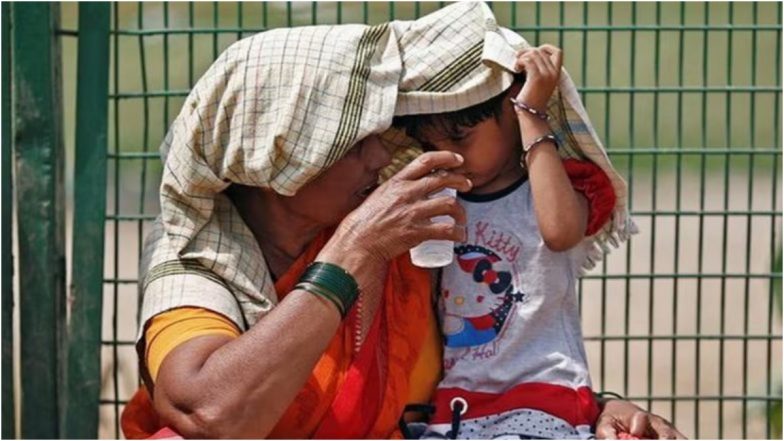 Delhi-NCR Heatwave Alert: दिल्ली-एनसीआर में भीषण गर्मी को लेकर IMD का येलो अलर्ट, 26 और 27 मई को तापमान 44°C तक पहुंचने की संभावना