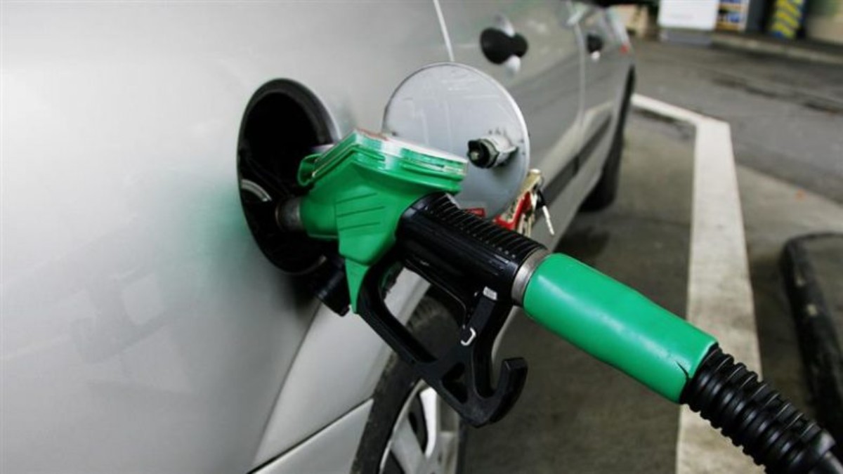 Diesel And ATF Export Duty Hiked: डीजल-एटीएफ निर्यात पर सरकार की सख्ती, विंडफॉल टैक्स बढ़ाया, पेट्रोल पर राहत बरकरार