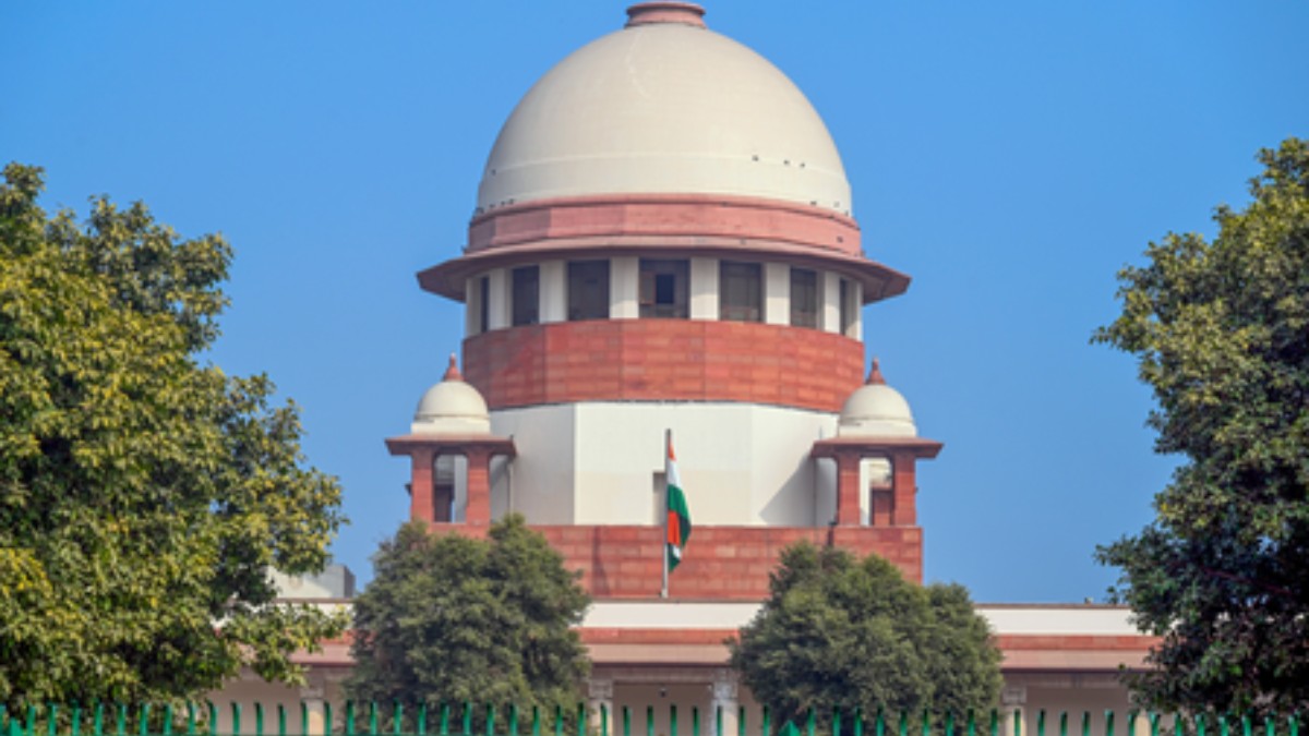 NEET UG 2026 Re-Exam: परीक्षा रद्द करने के खिलाफ याचिका पर सुप्रीम कोर्ट का तुरंत सुनवाई से इनकार, जुलाई में होगी अगली सुनवाई