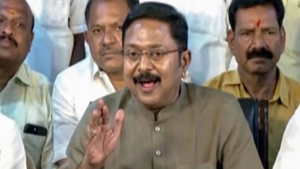तमिलनाडु विधानसभा में विजय के नेतृत्व वाले टीवीके का समर्थन करने के बाद टीटीवी दिनाकरण ने एएमएमके के एकमात्र विधायक को निष्कासित कर दिया