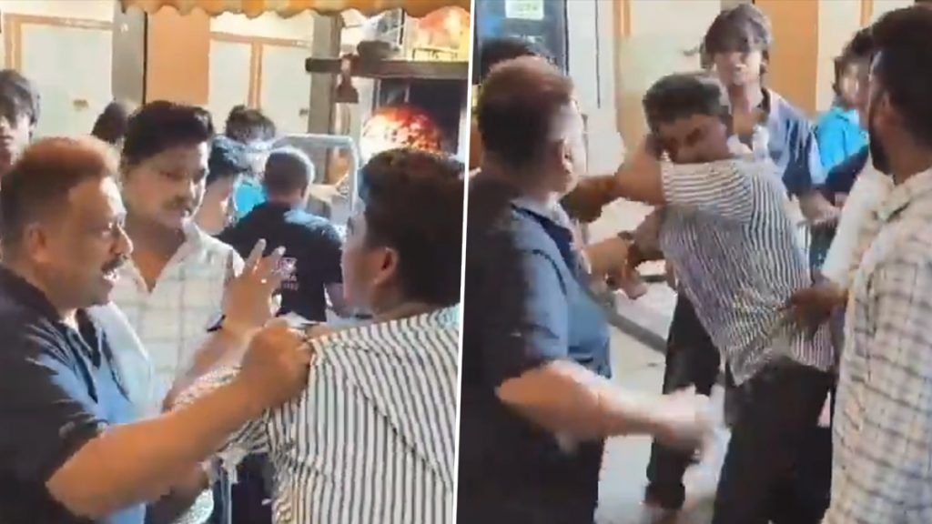  मीरा रोड में छत्रपति शिवाजी महाराज की प्रतिमा के पास शराब पी रहे लोगों को मनसे कार्यकर्ताओं ने जमकर पीटा, वीडियो वायरल