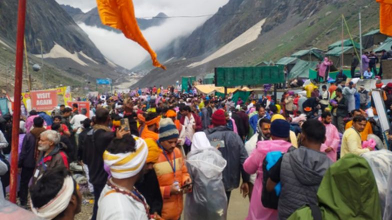 Amarnath Yatra: पीओके संकट से ध्यान भटकाने के लिए अमरनाथ यात्रा को निशाना बना सकती है आईएसआई: खुफिया रिपोर्ट
