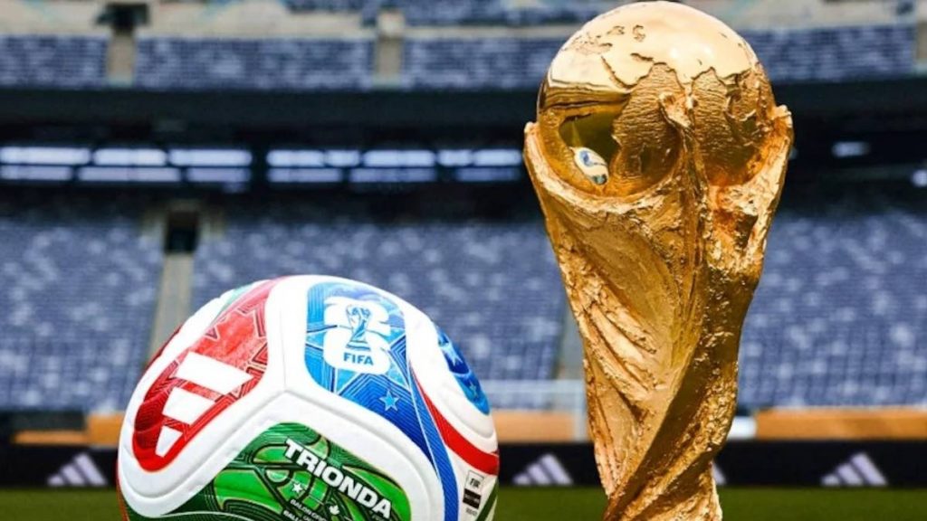फीफा वर्ल्ड कप 2026 (FIFA World Cup 2026) का इंतजार अब खत्म होने वाला है. दुनिया के सबसे बड़े फुटबॉल टूर्नामेंट का 23वां संस्करण 11 जून से शुरू होगा