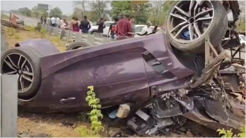 BMW Z4 Crash in Badlapur: मुंबई-वडोदरा हाईवे पर बीएमडब्ल्यू Z4 कार हादसे का शिकार, 2 की मौत, 1 गंभीर रूप से घायल; VIDEO