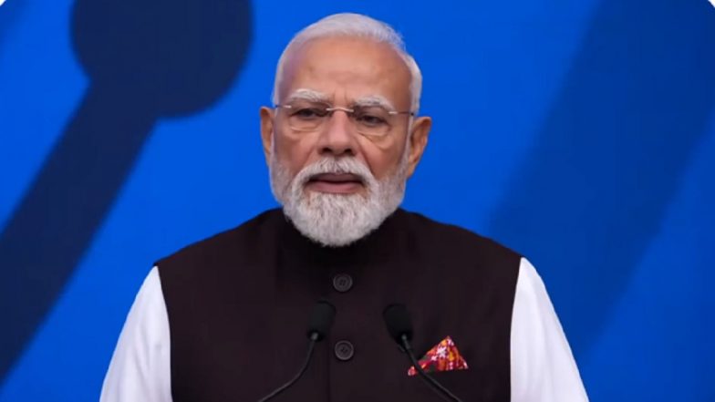 पीएम नरेंद्र मोदी ने युवा सिविल सेवकों से 'विकसित भारत@2047' की यात्रा का नेतृत्व करने को कहा।