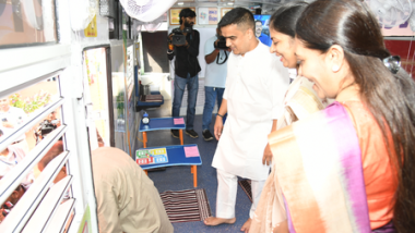 School on Wheels: गुजरात सरकार की अनूठी पहल, पुरानी बसों को बनाया सोलर पावर्ड चलता-फिरता स्कूल; नमक उत्पादक क्षेत्रों के बच्चों को मिलेगी शिक्षा