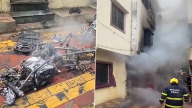 Pune E-Scooter Fire: पुणे के पिंपरी-चिंचवाड़ में चार्जिंग के दौरान दो ई-बाइक में लगी आग, दो मंजिला मकान को नुकसान; एक व्यक्ति घायल; VIDEO