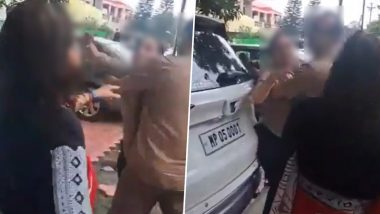 Uzma Raza Viral Video: मध्य प्रदेश के पूर्व मुख्य सचिव की बहू विवादों में, भोपाल शिव मंदिर पर &lsquo;Bloody Thing&rsquo; टिप्पणी को लेकर घिरीं