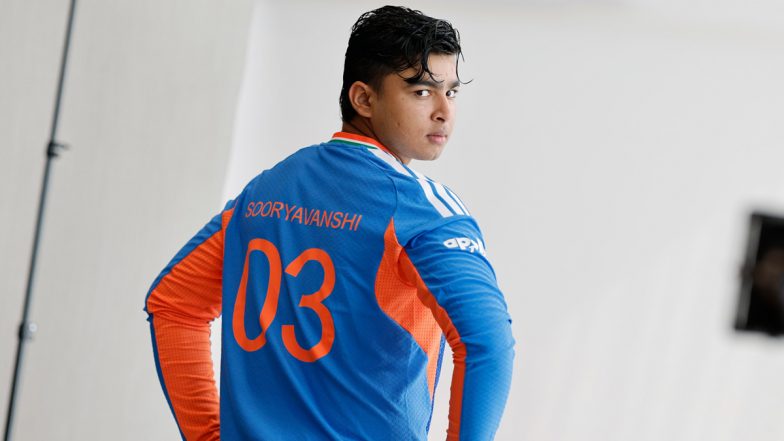 Vaibhav Sooryavanshi Record: वैभव सूर्यवंशी ने रचा इतिहास, टी20I में अर्धशतक जड़ने वाले सबसे युवा बल्लेबाज बने