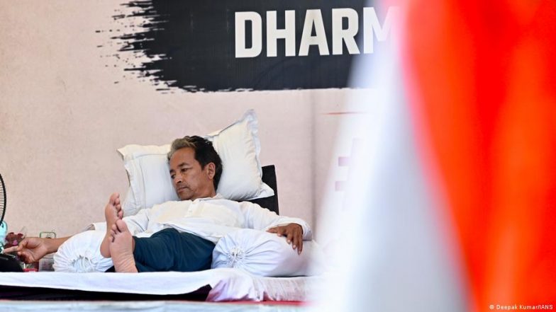 सोनम वांगचुक का आमरण अनशन जारी; प्रदर्शनकारियों की न तो सरकार सुन रही है और न ही विपक्ष, आखिर क्यों?