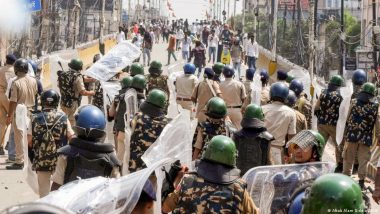 बिहार में एके-47 से प्रदर्शनकारियों पर फायरिंग की घटना पर सियासी घमासान