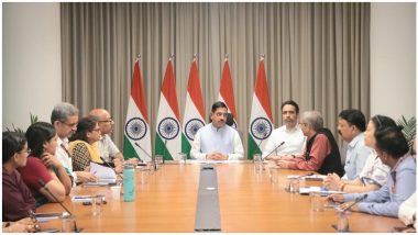 Pralhad Joshi: प्रह्लाद जोशी ने संभाला केंद्रीय शिक्षा मंत्री का पदभार, धर्मेन्द्र प्रधान के इस्तीफे के बाद मिली बड़ी जिम्मेदारी