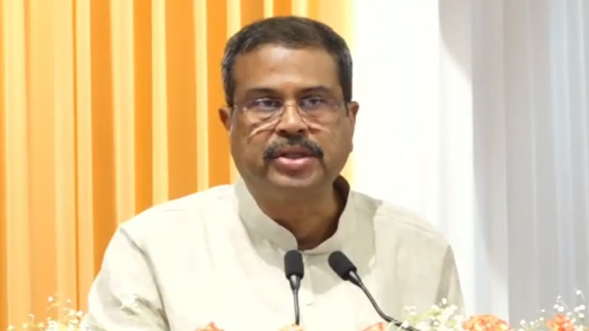 Dharmendra Pradhan Resignation Letter: NEET विवाद पर धर्मेन्द्र प्रधान का बड़ा फैसला, PM मोदी को सौंपा इस्तीफा, बोले– 'युवाओं का हित सर्वोपरि'