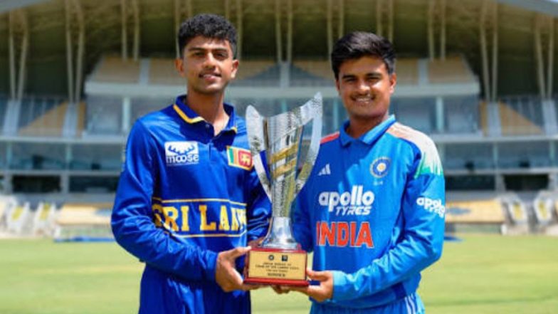 SL U19 vs IND U19, 3rd Unofficial ODI Match Live Score Update: हंबनटोटा में श्रीलंका अंडर-19 बनाम भारत अंडर-19 के बीच खेला जा रहा है सीरीज का निर्णायक मुकाबला, यहां देखें मैच का लाइव स्कोर अपडेट