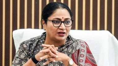 Delhi Lakshmi Yojana: दिल्ली की महिलाओं को हर महीने मिलेंगे ₹2,500, कैबिनेट ने दी मंजूरी; जानें कौन उठा सकेगा फायदा